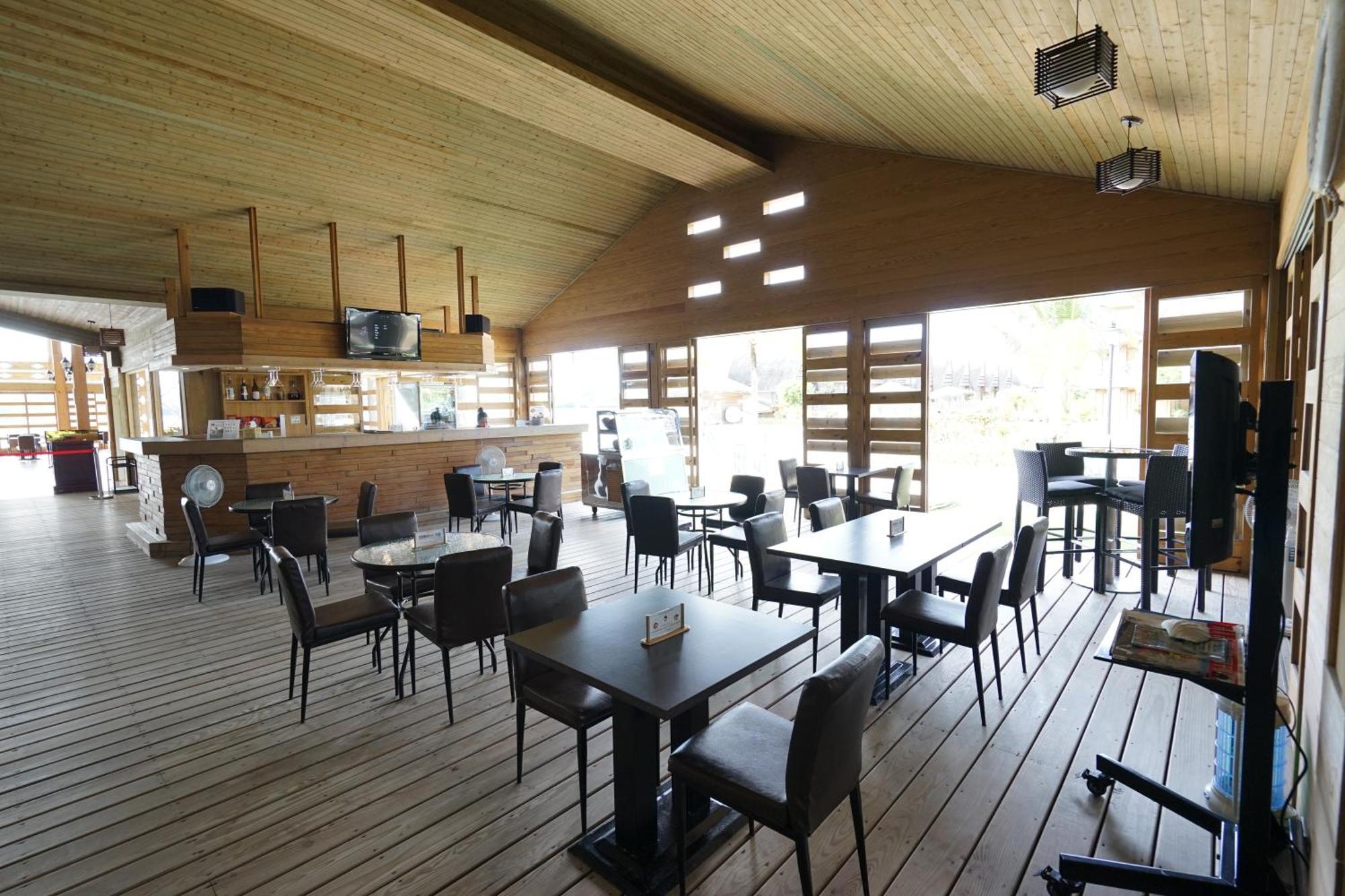 Island Paradise Resort Club Koror Buitenkant foto