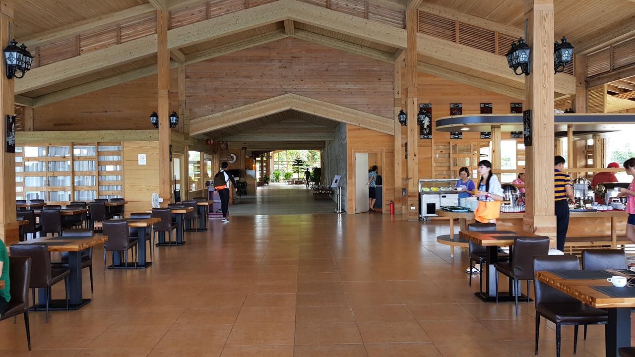 Island Paradise Resort Club Koror Buitenkant foto